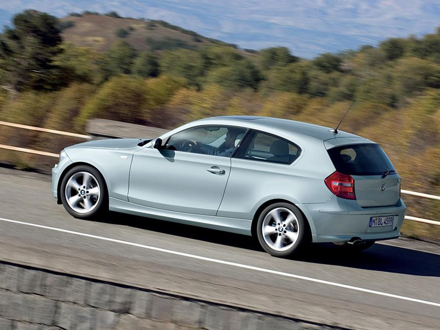  BMW 120i 3-Door 2007 года  (фото 43 из 70)